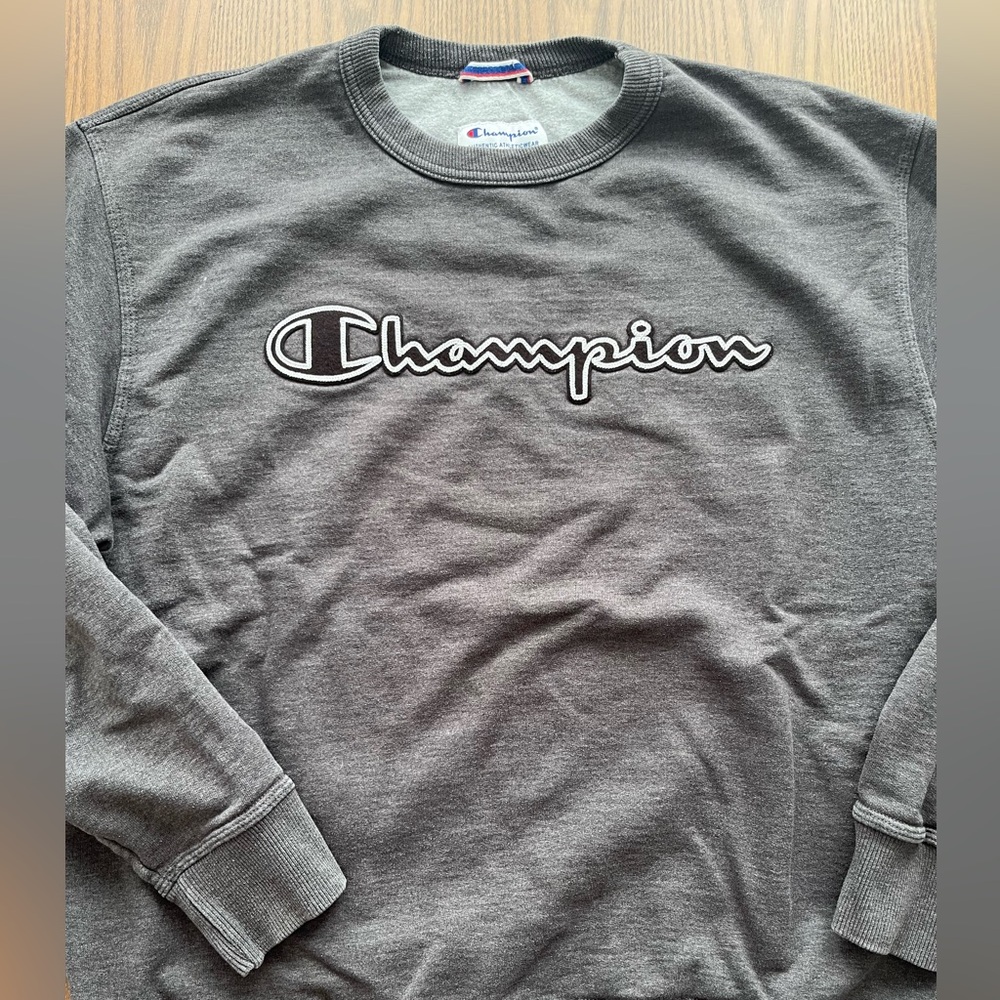 Champion Dark Gray Logo Sweatshirt size large